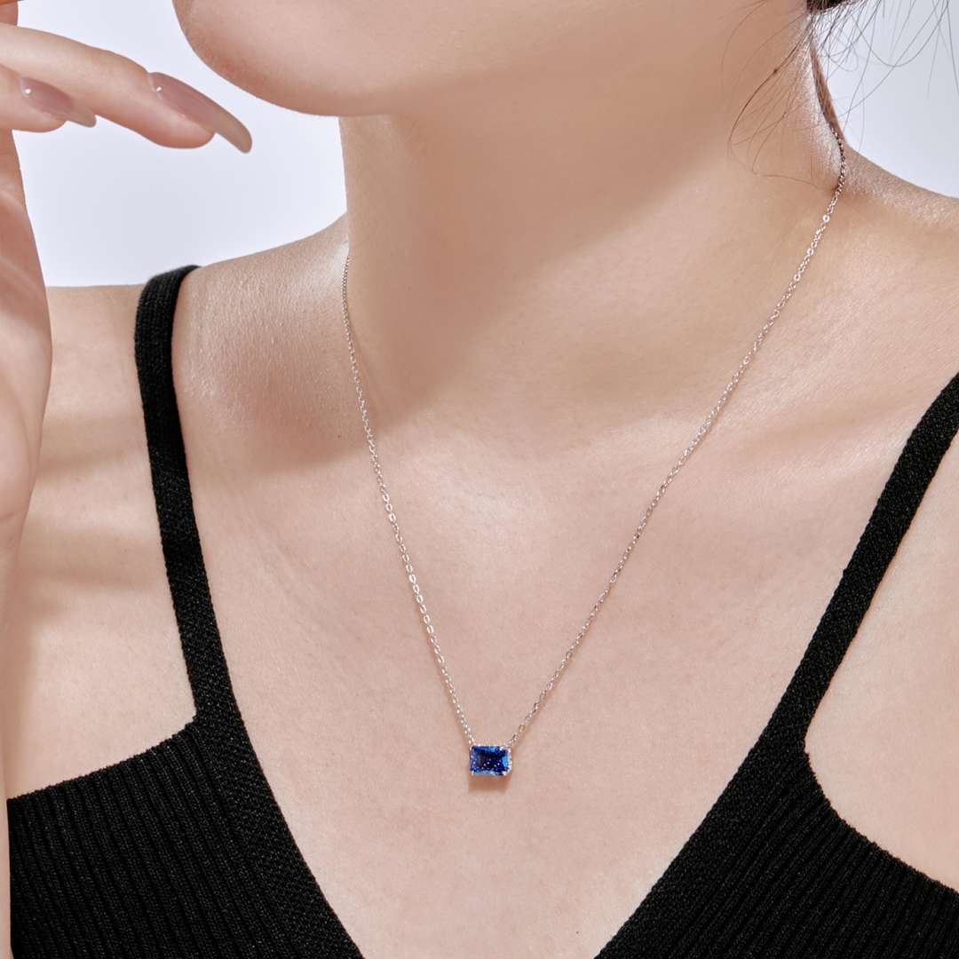 [Solara Jewelry ]豪華スクエア型カラフルネックレス