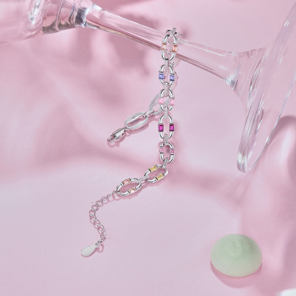 [Solara Jewelry ]毎日を彩る華やかなブレスレット