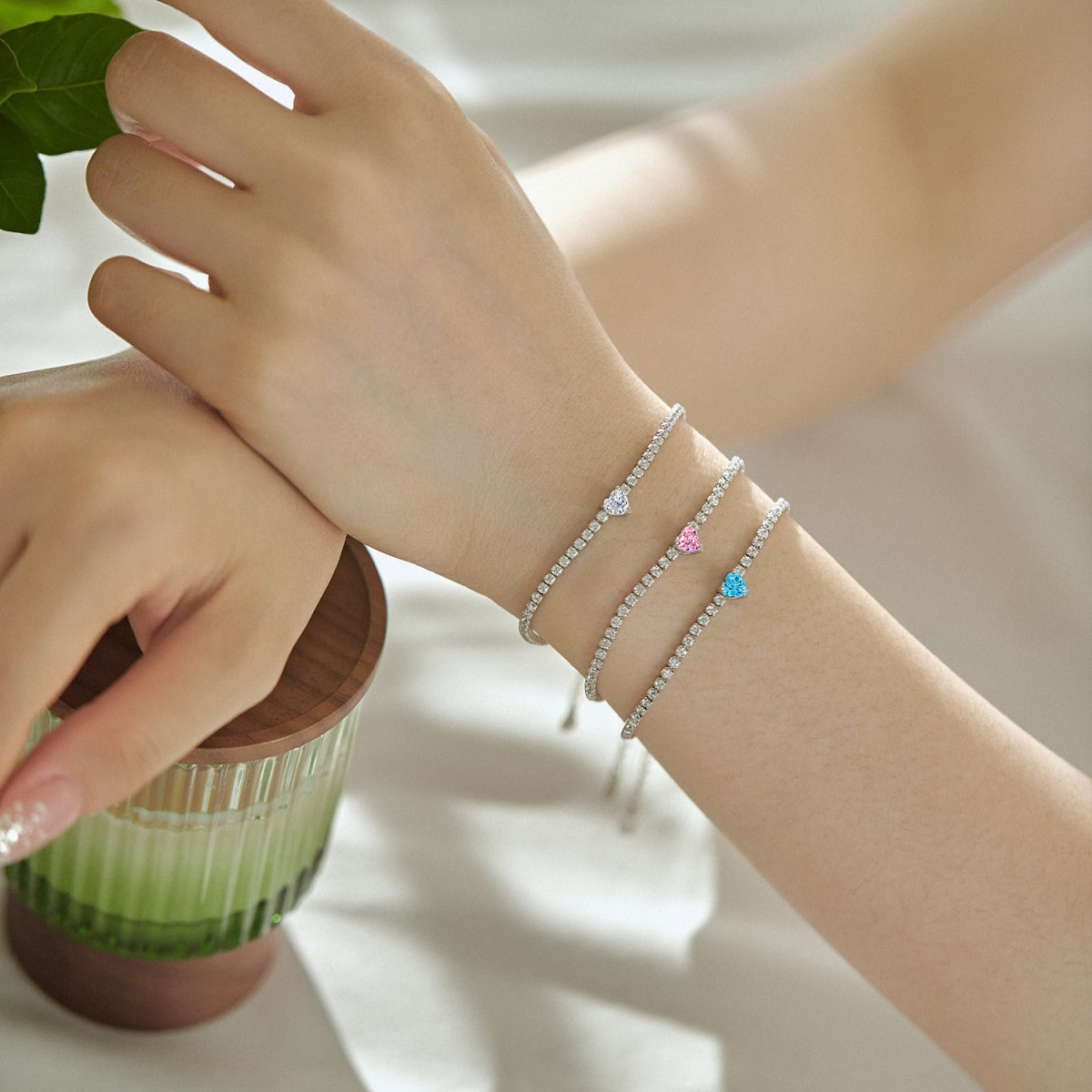[Solara Jewelry ]0,5 Karat Elegantes, romantisches Armband in Herzform für Liebende