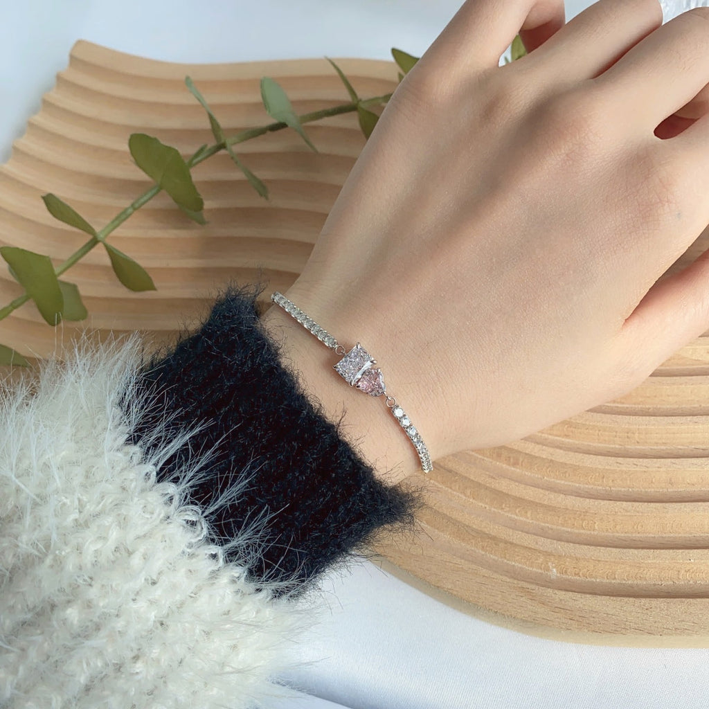 [Solara Jewelry ]Dazzling Unique Multi Shape Lover Bracelet