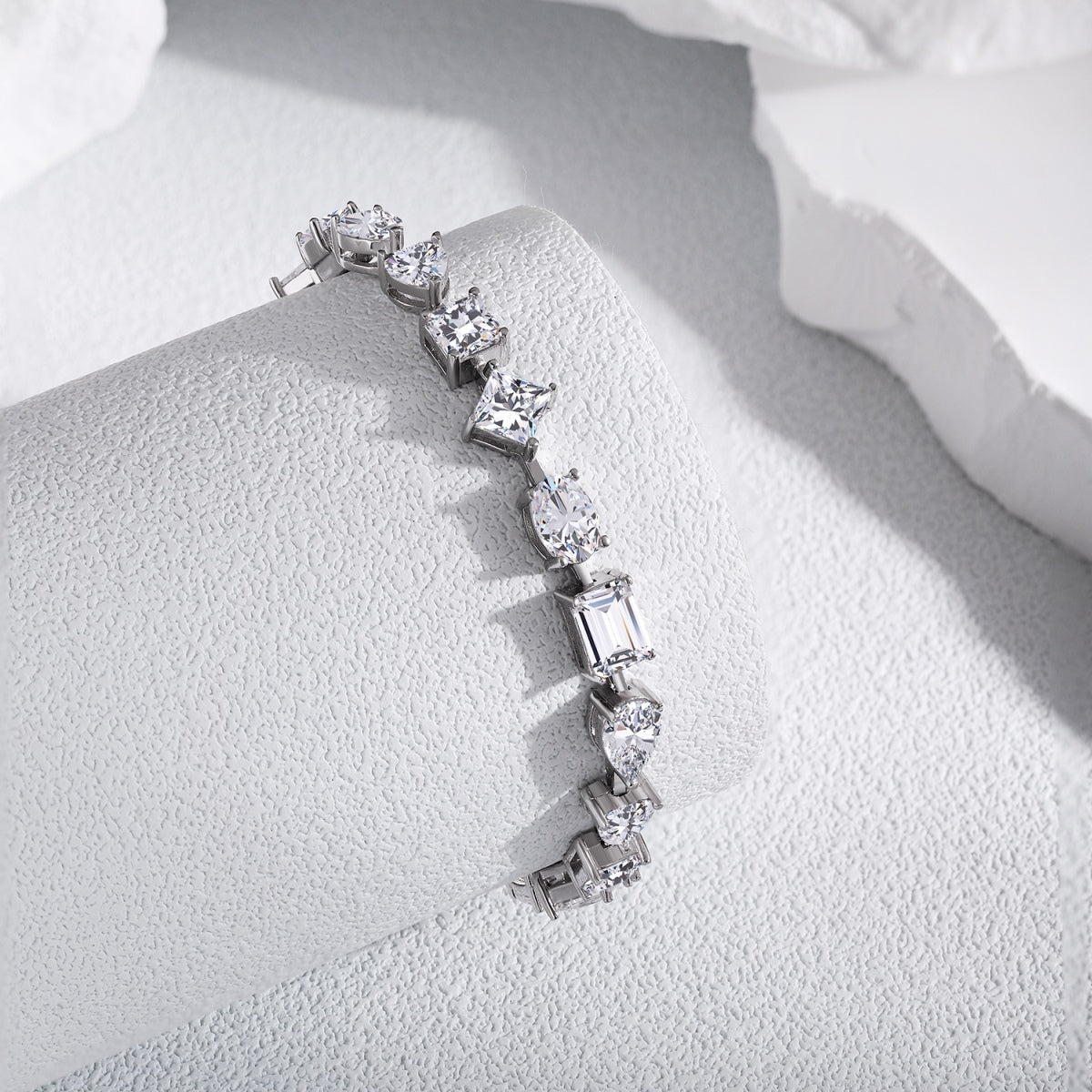 [Solara Jewelry ]Einzigartiges, exquisites Armband mit Facettenschliff für den Alltag