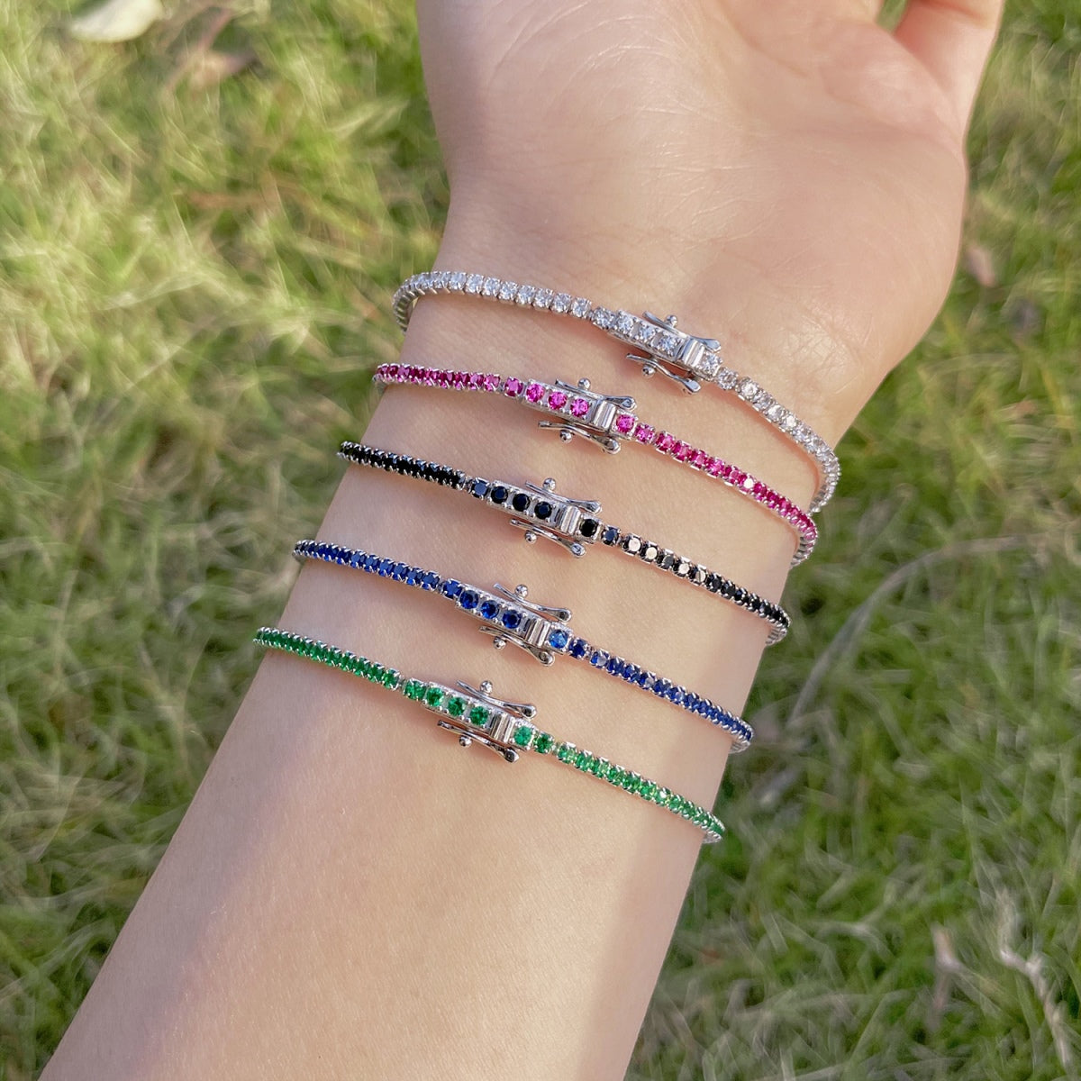 [Solara Schmuck ]Strahlendes Buntes Armband mit Rundschliff für Partys