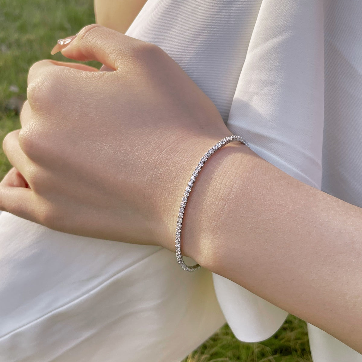 [Solara Schmuck ]Strahlendes Buntes Armband mit Rundschliff für Partys