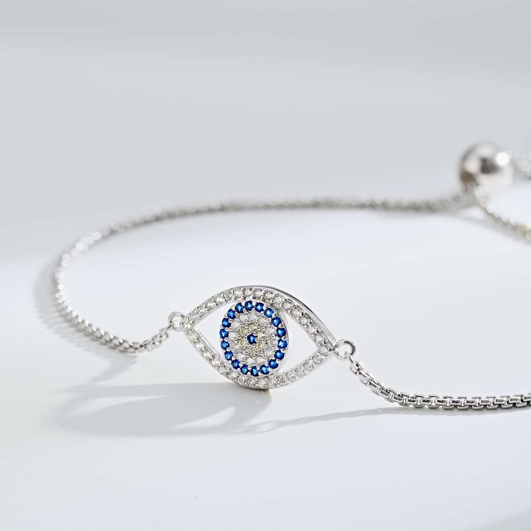 [Solara Jewelry ]目のような形のきらめくネックレス