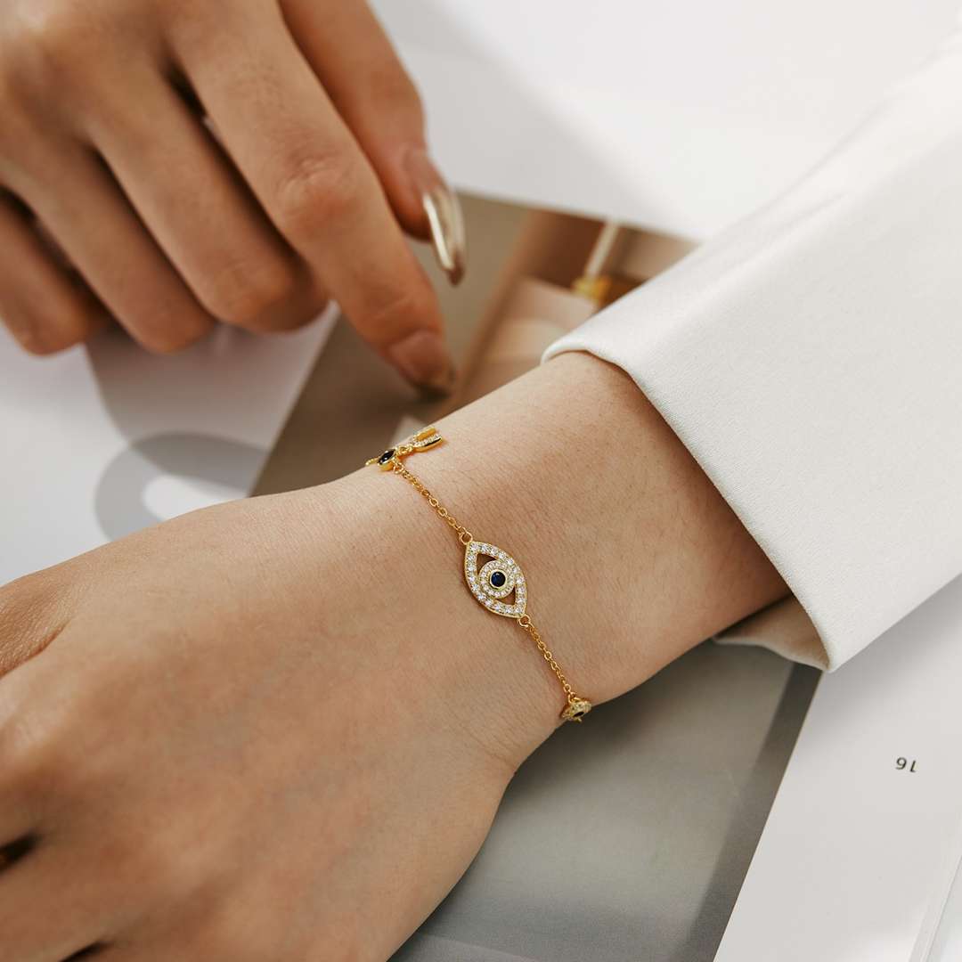 [Solara Jewelry ]可憐な目型ネックレス