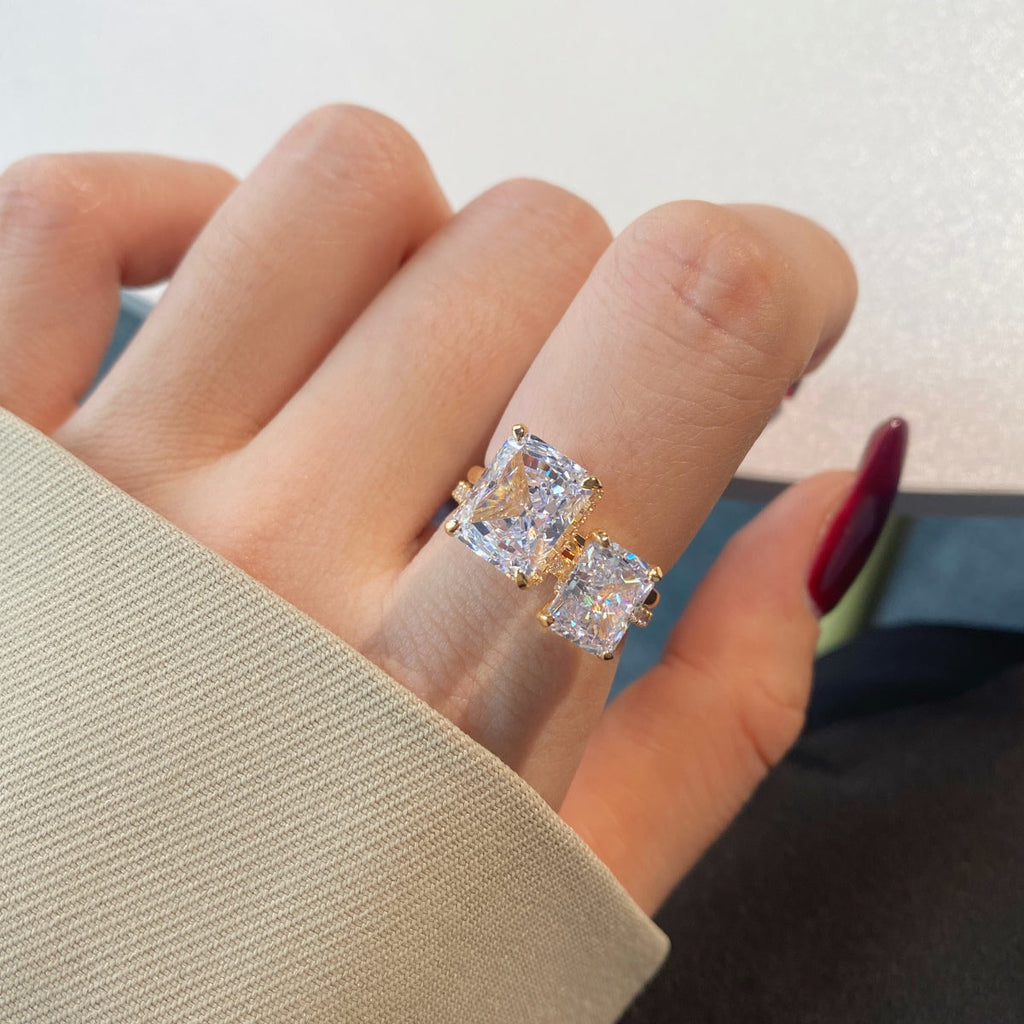 [Solara Jewelry ]4,0 Karat aufwendiger, bezaubernder Radiand-Schliff Banquet Ring