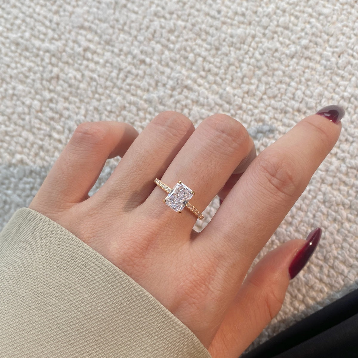 [Solara Jewelry ]2.0 Carat Dazzling Sparkling Radiant Cut Party Ring