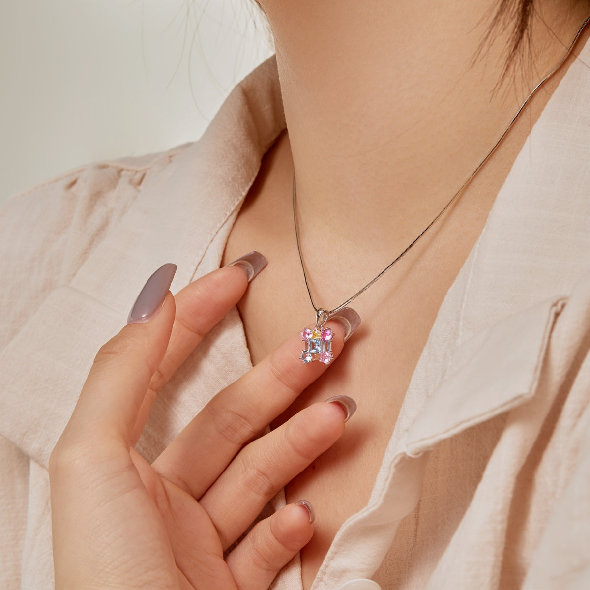 [Solara Jewelry ]ゴージャスなマルチカラーネックレス