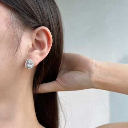 [ソララジュエリー]繊細で豪華なペアカットデイリーイヤリング