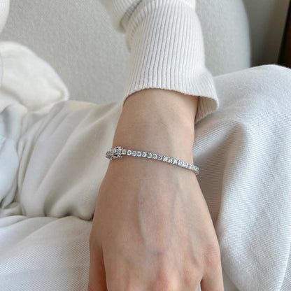 [Solara Jewelry ]可憐で魅惑的なラウンドカットテニスブレスレット