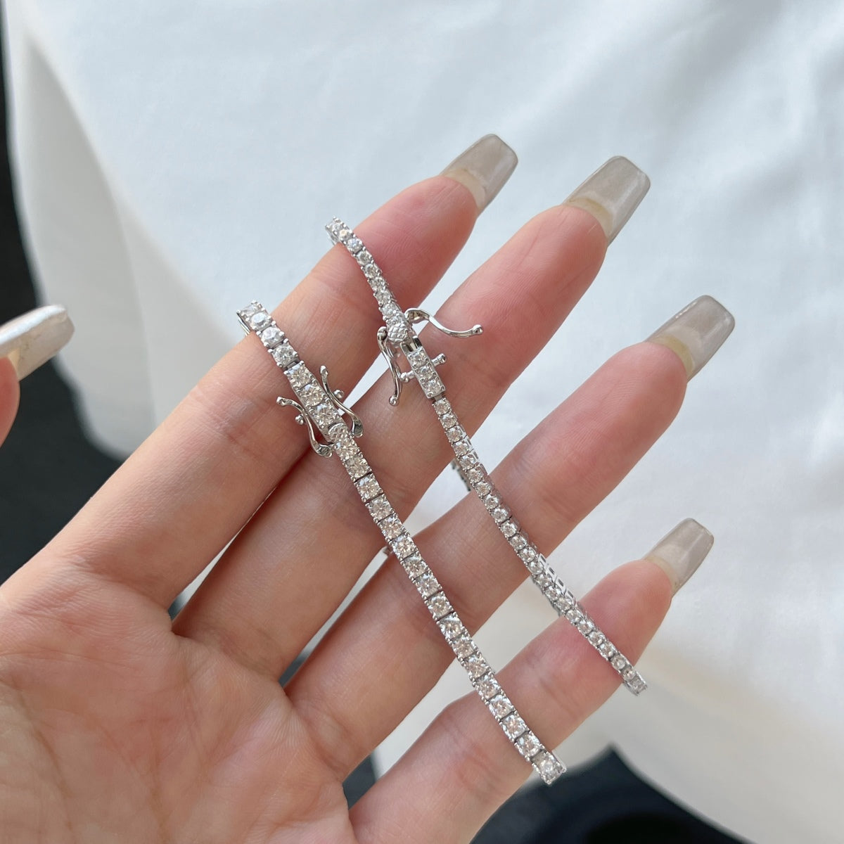 [Solara Jewelry ]Schillerndes exquisites Armband mit Rundschliff für den Alltag