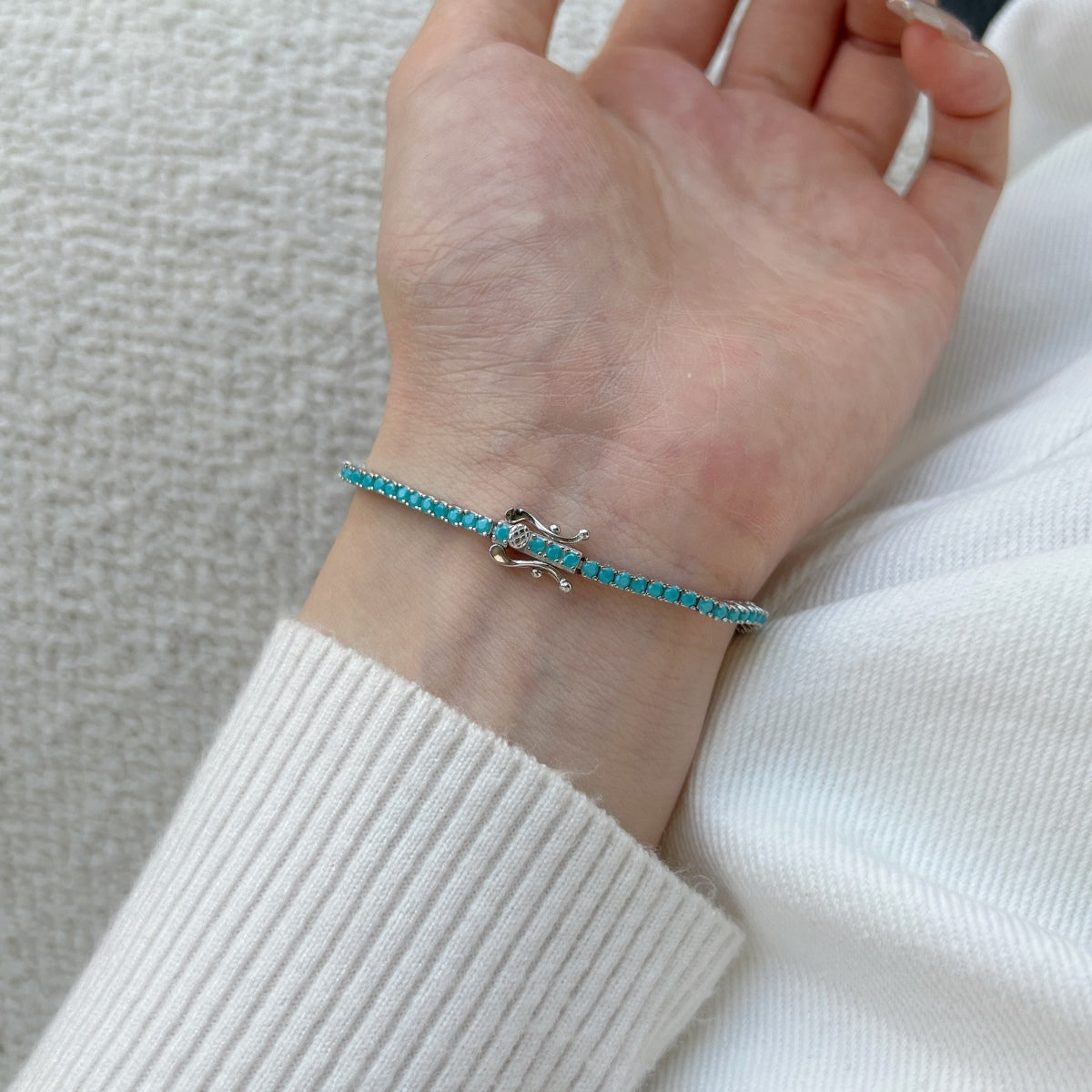 [Solara Jewelry ]Schillerndes exquisites Armband mit Rundschliff für den Alltag