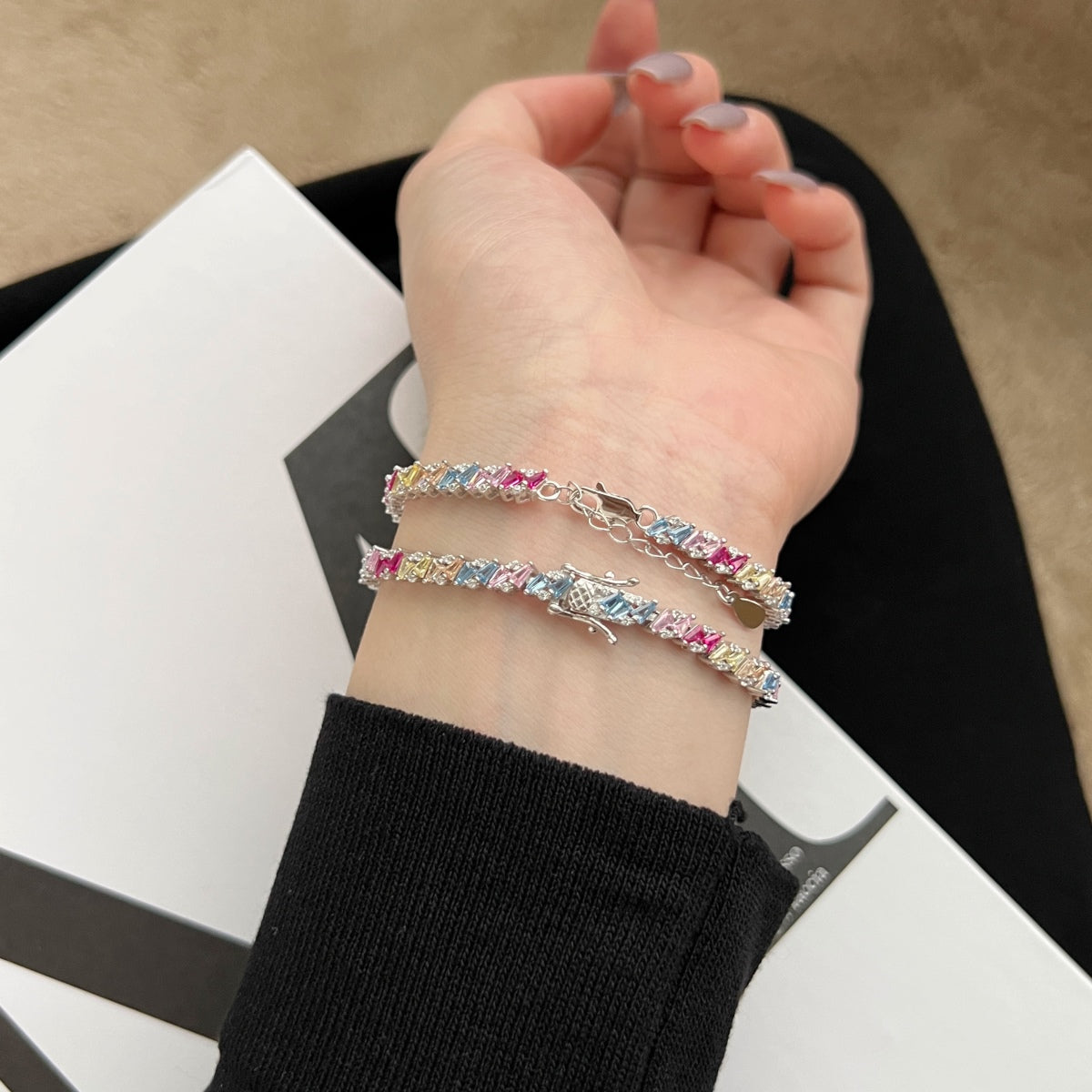 [Solara Jewelry ]オーナメント スパークリング マルチカット パーティーブレスレット