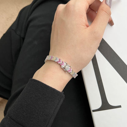 [Solara Jewelry ]飾り気のある輝くラウンドカットパーティーブレスレット