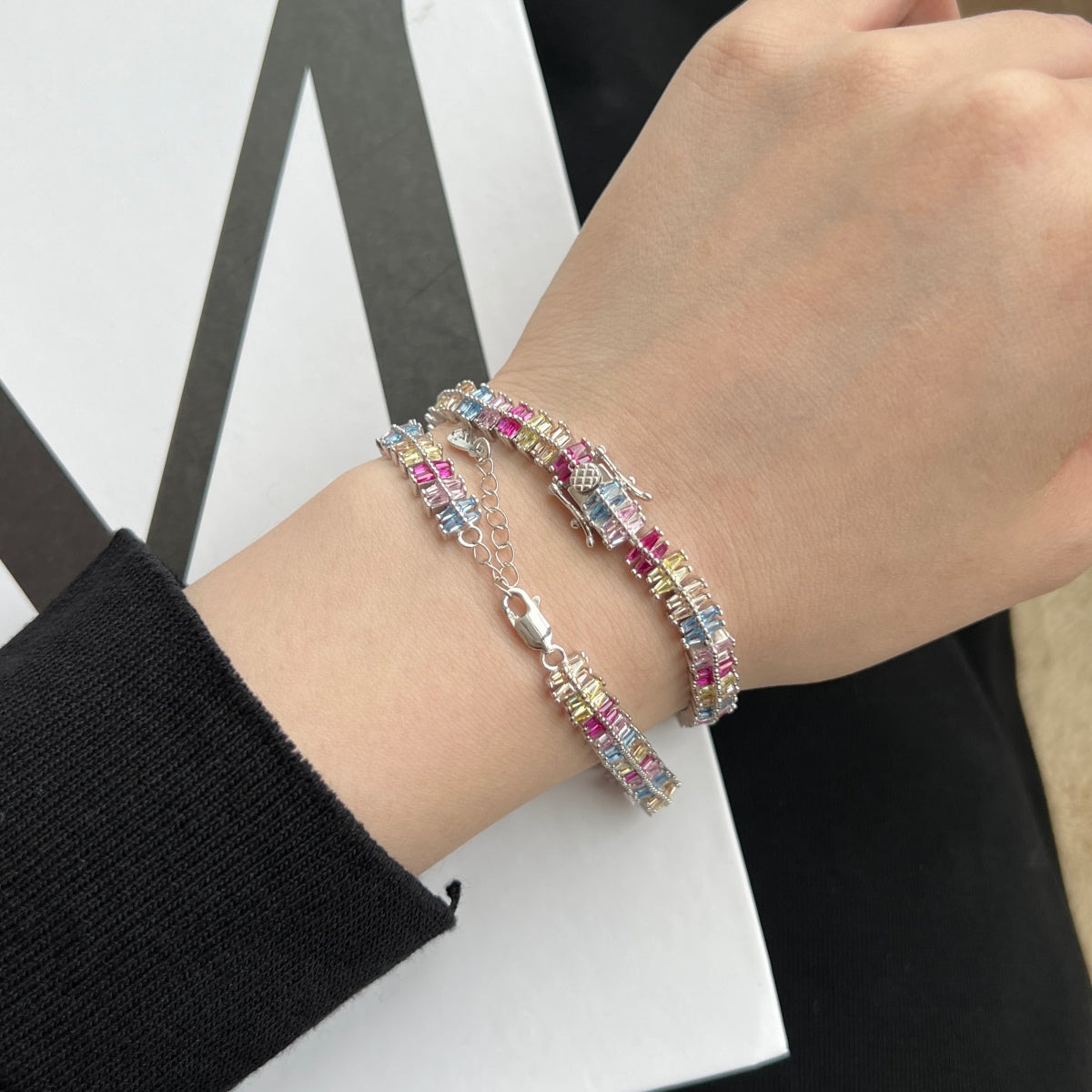 [Solara Jewelry ]Funkelndes, exquisites Partyarmband mit Facettenschliff