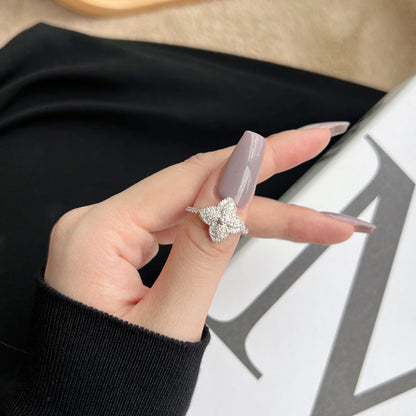 [Solara Jewelry ]豪華でカラフルな花モチーフのバンケットリング