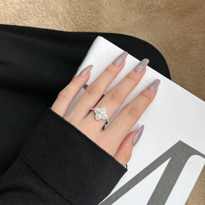 [Solara Jewelry ]豪華でカラフルな花モチーフのバンケットリング