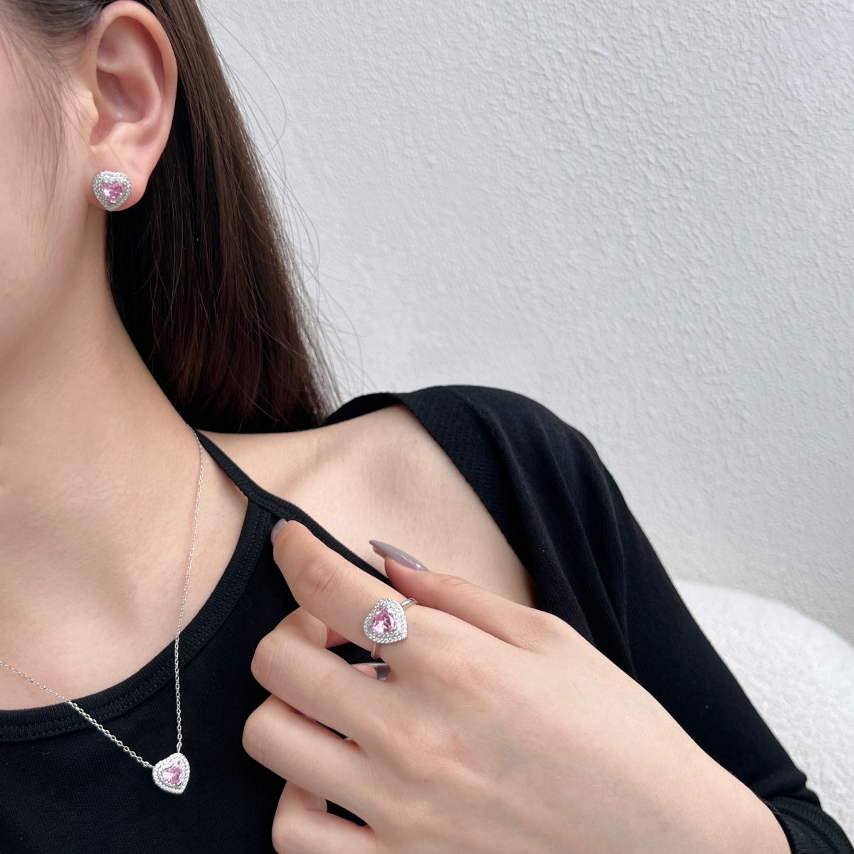 [ソララジュエリー] 輝くハート型ラバーピアス