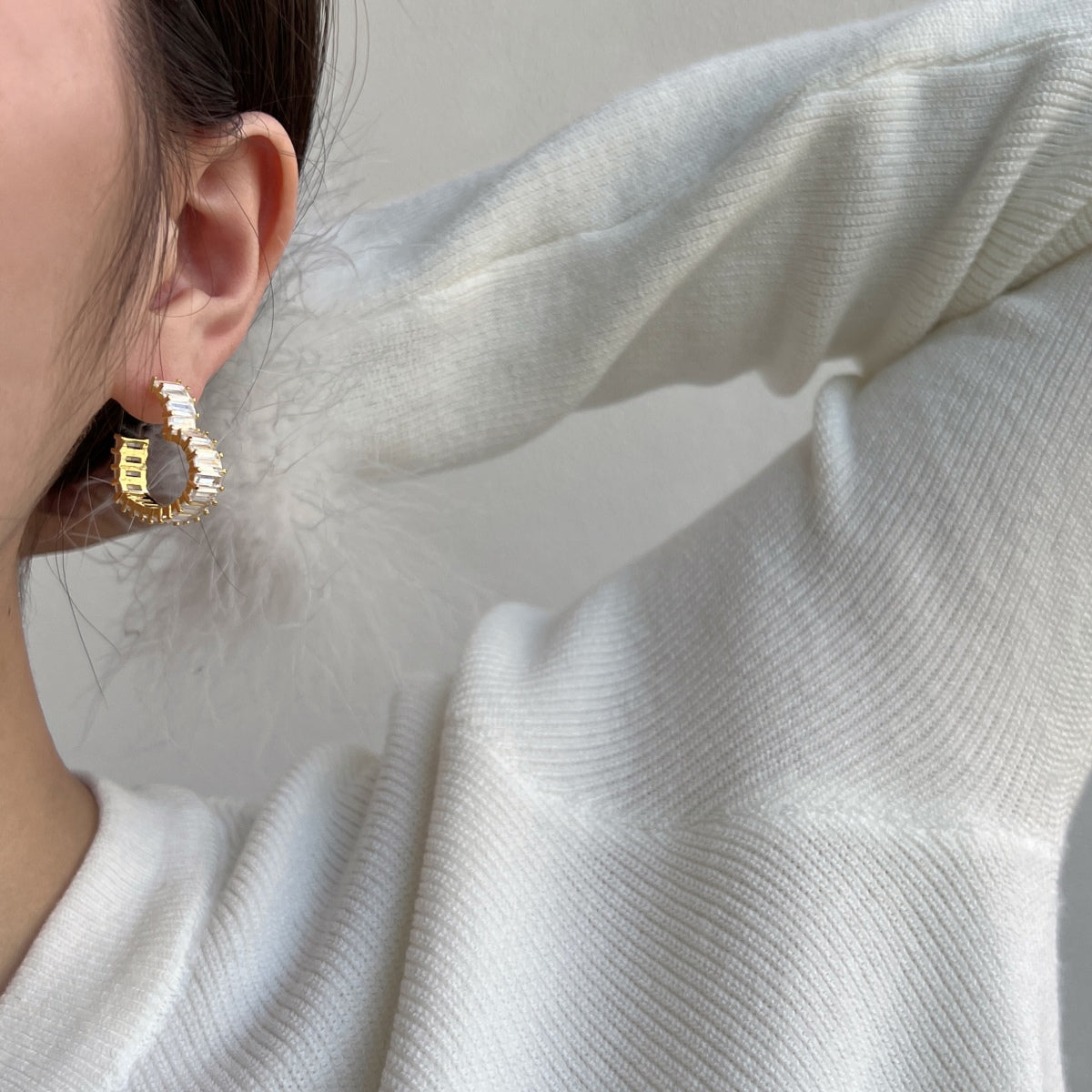 [Solara Jewelry ]Strahlende herzförmige Ohrringe