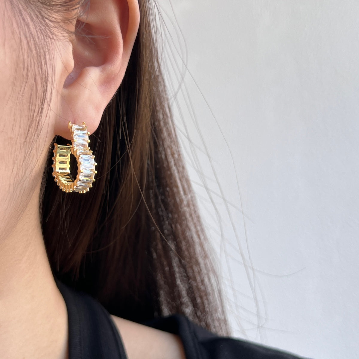 [Solara Jewelry ]Strahlende herzförmige Ohrringe