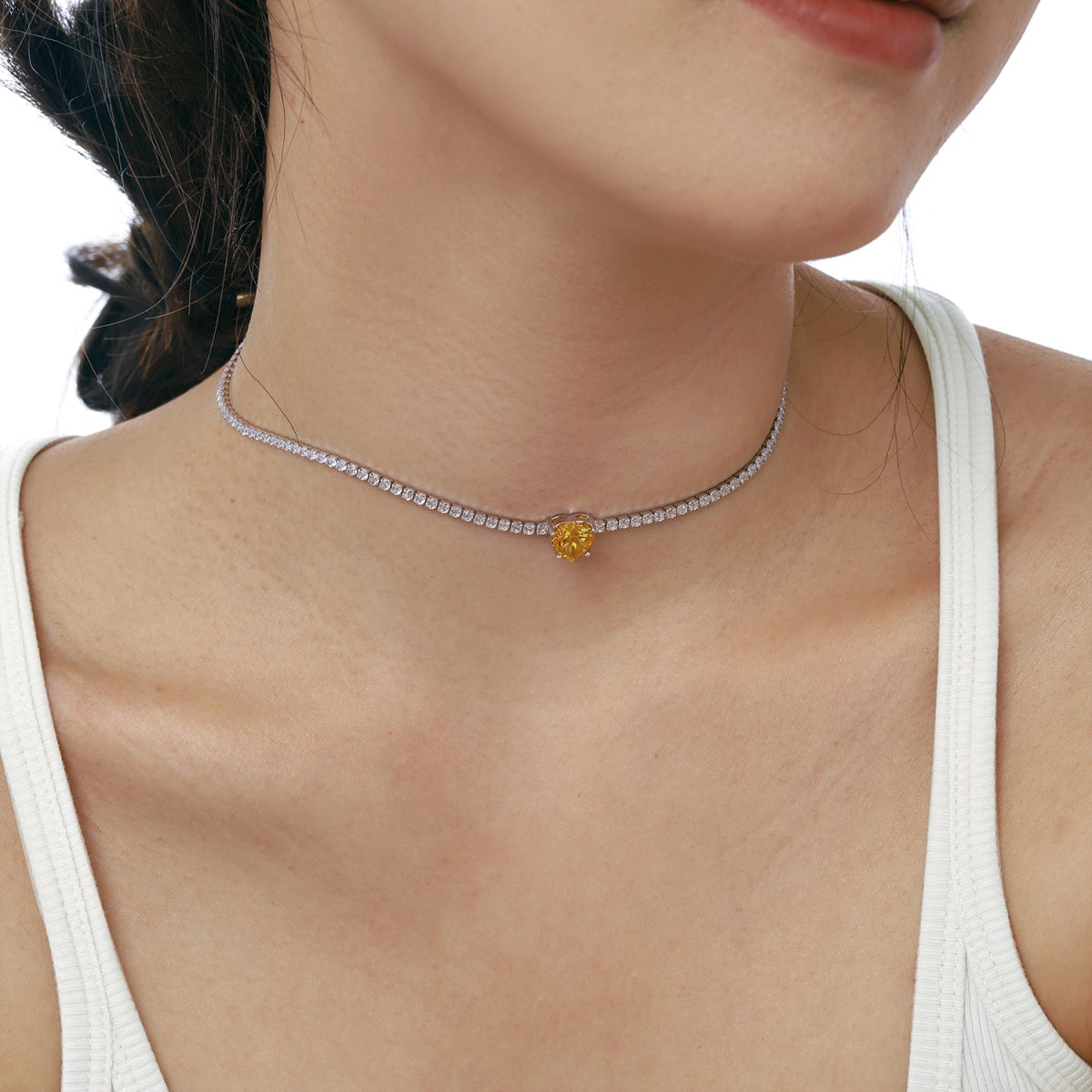 [Solara Jewelry ]2.0 Karat funkelnde Tennis-Halskette mit Herzschliff