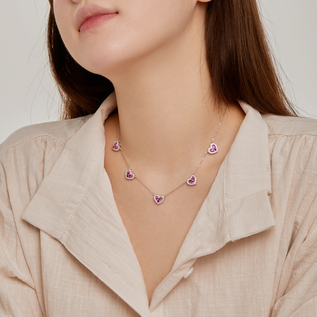 [Solara Jewelry ]煌めくファイブハートネックレス