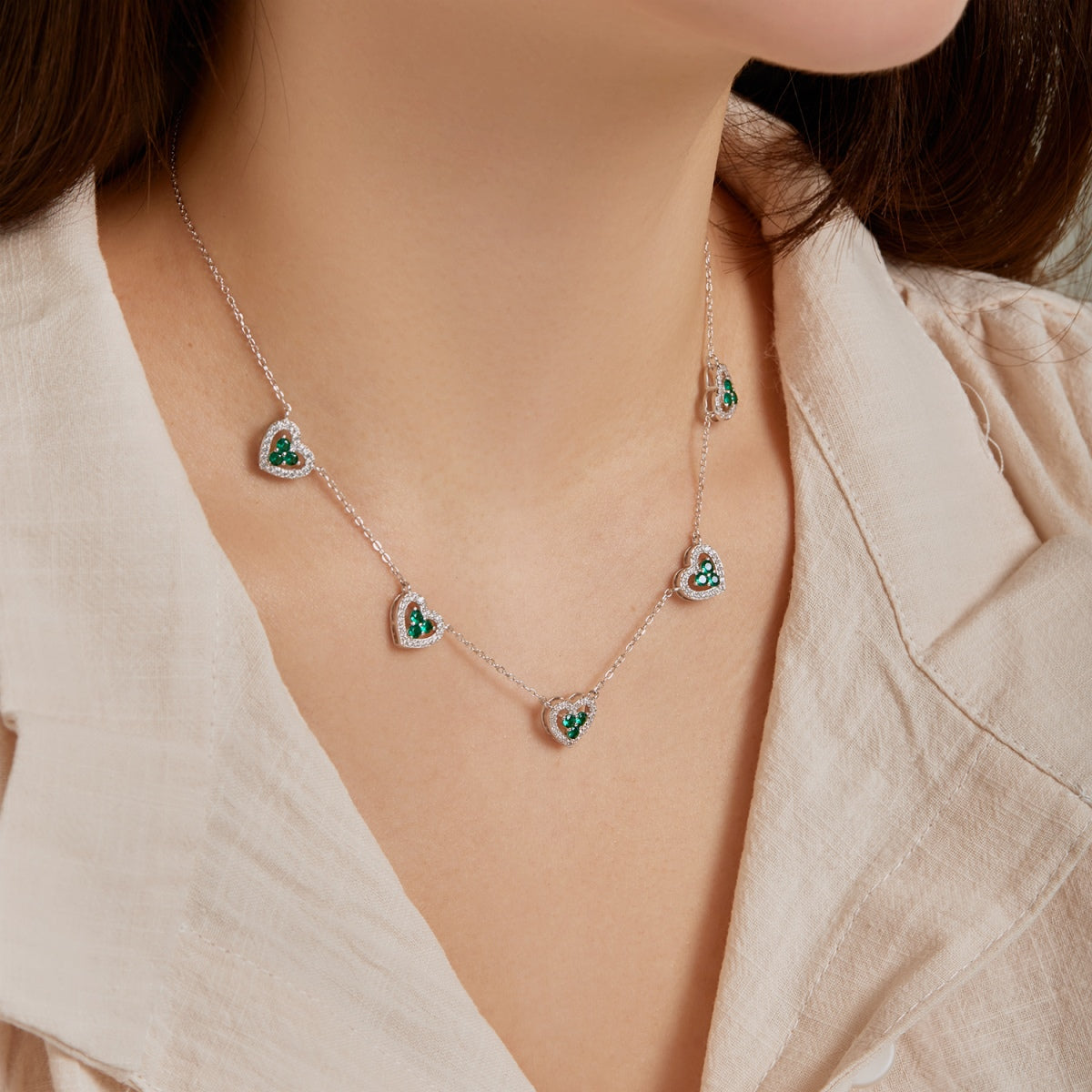 [Solara Jewelry ]煌めくファイブハートネックレス