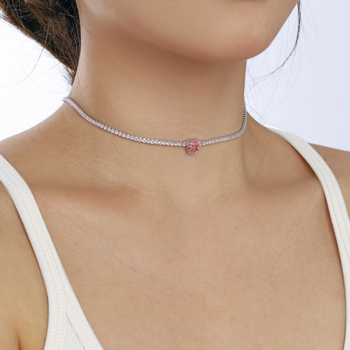 [Solara Jewelry ]2.0 Karat funkelnde Tennis-Halskette mit Herzschliff