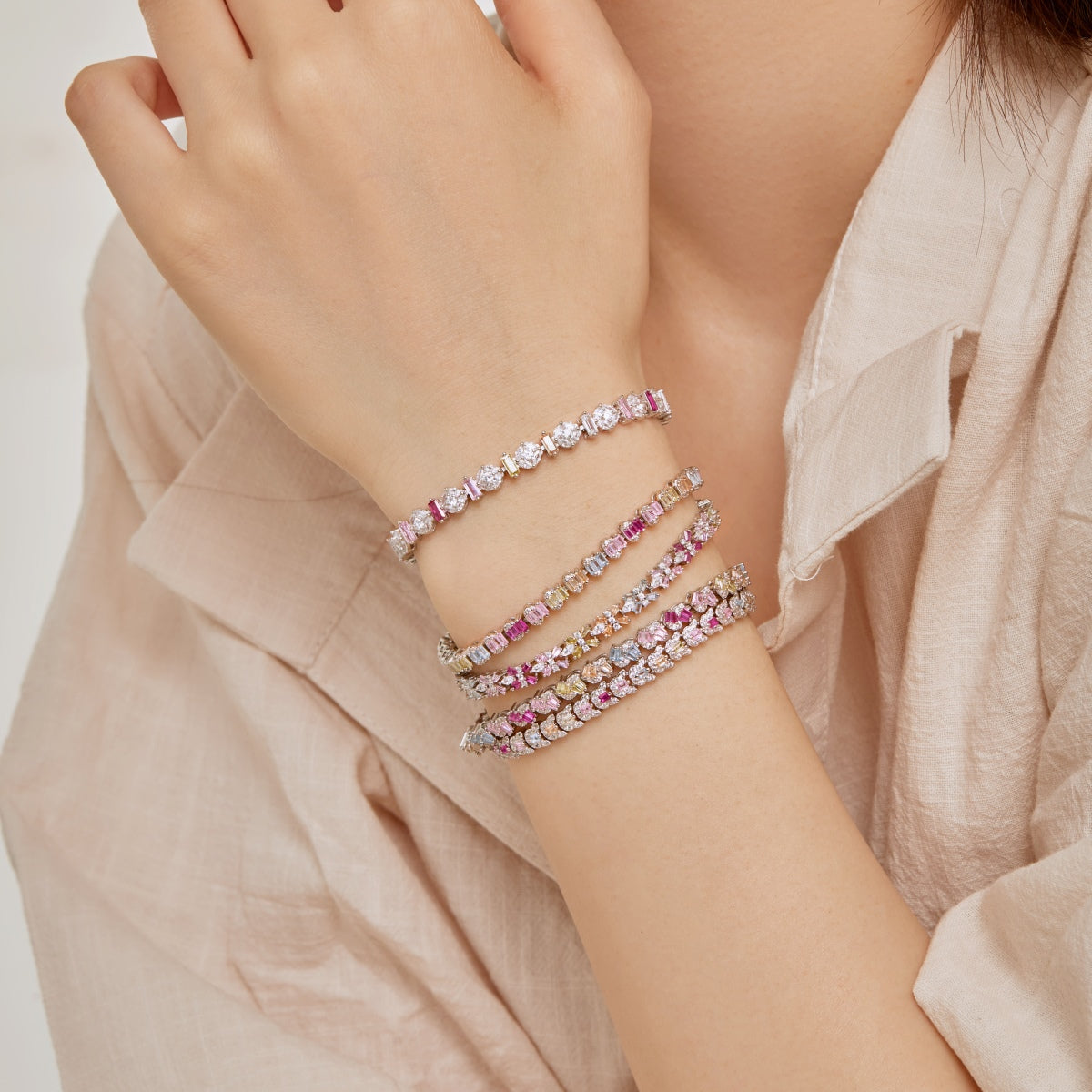 [ソララジュエリー ]精巧なカラフルな花型パーティブレスレット