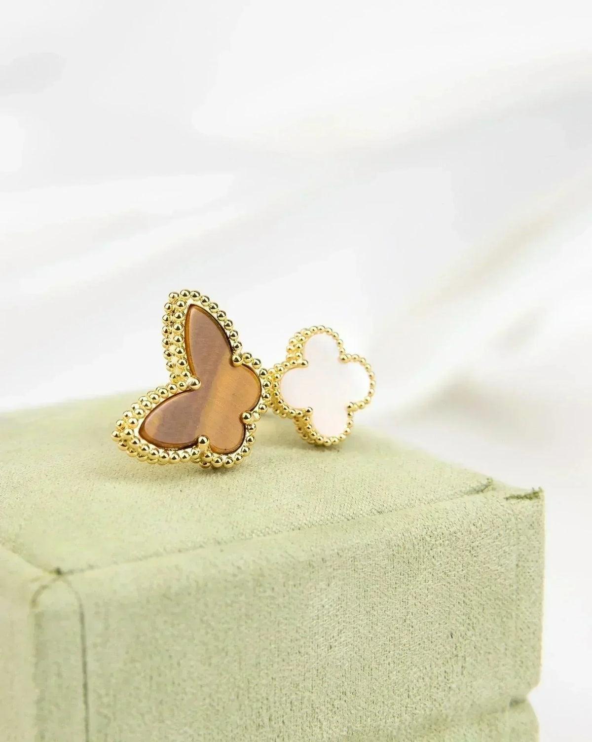 [Solara Jewelry ]LUCKY BETWEEN THE FINGER RING
