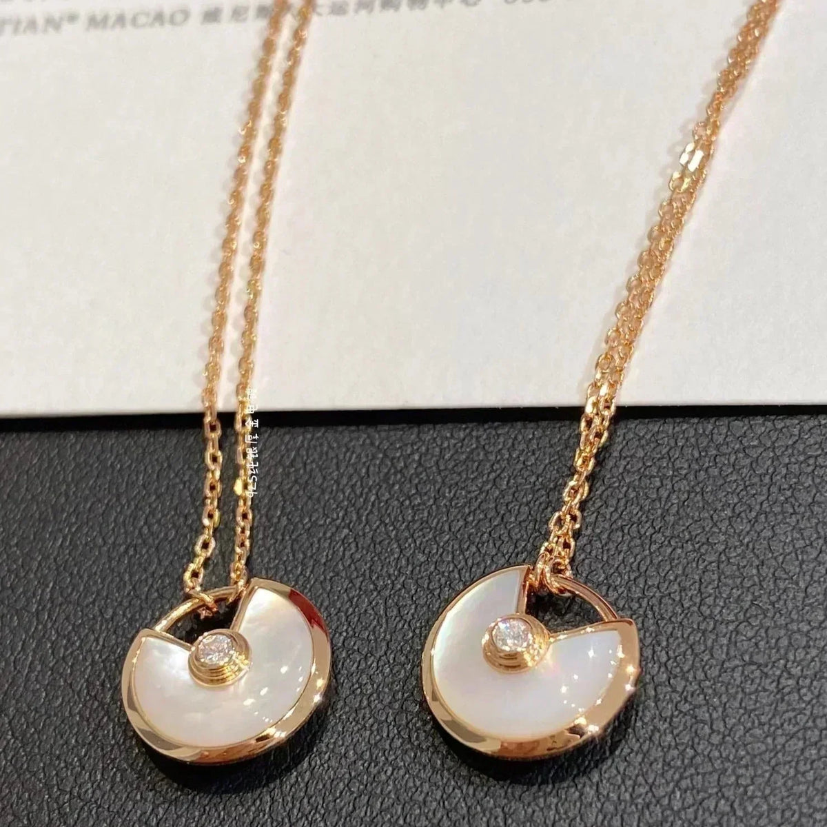 [Solara Jewelry ]AMULETTE ROSEGOLD-PERLMUTT-HALSKETTE