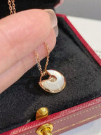 [Solara Jewelry] アミュレット ローズゴールド マザーオブパール ネックレス