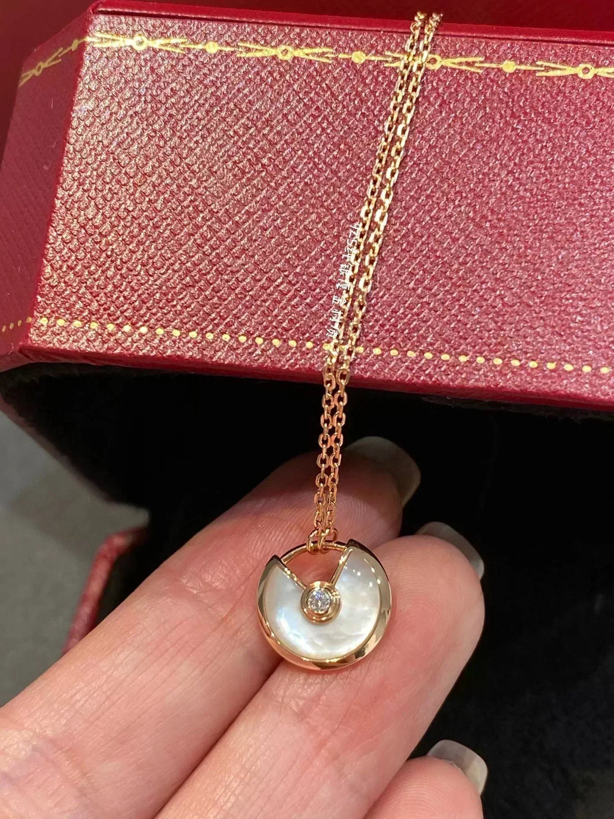 [Solara Jewelry] アミュレット ローズゴールド マザーオブパール ネックレス