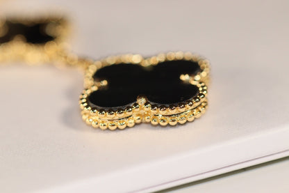 [Solara Jewelry ]CLOVER EARRINGS GOLD ONYX MOP 3 MOTIF