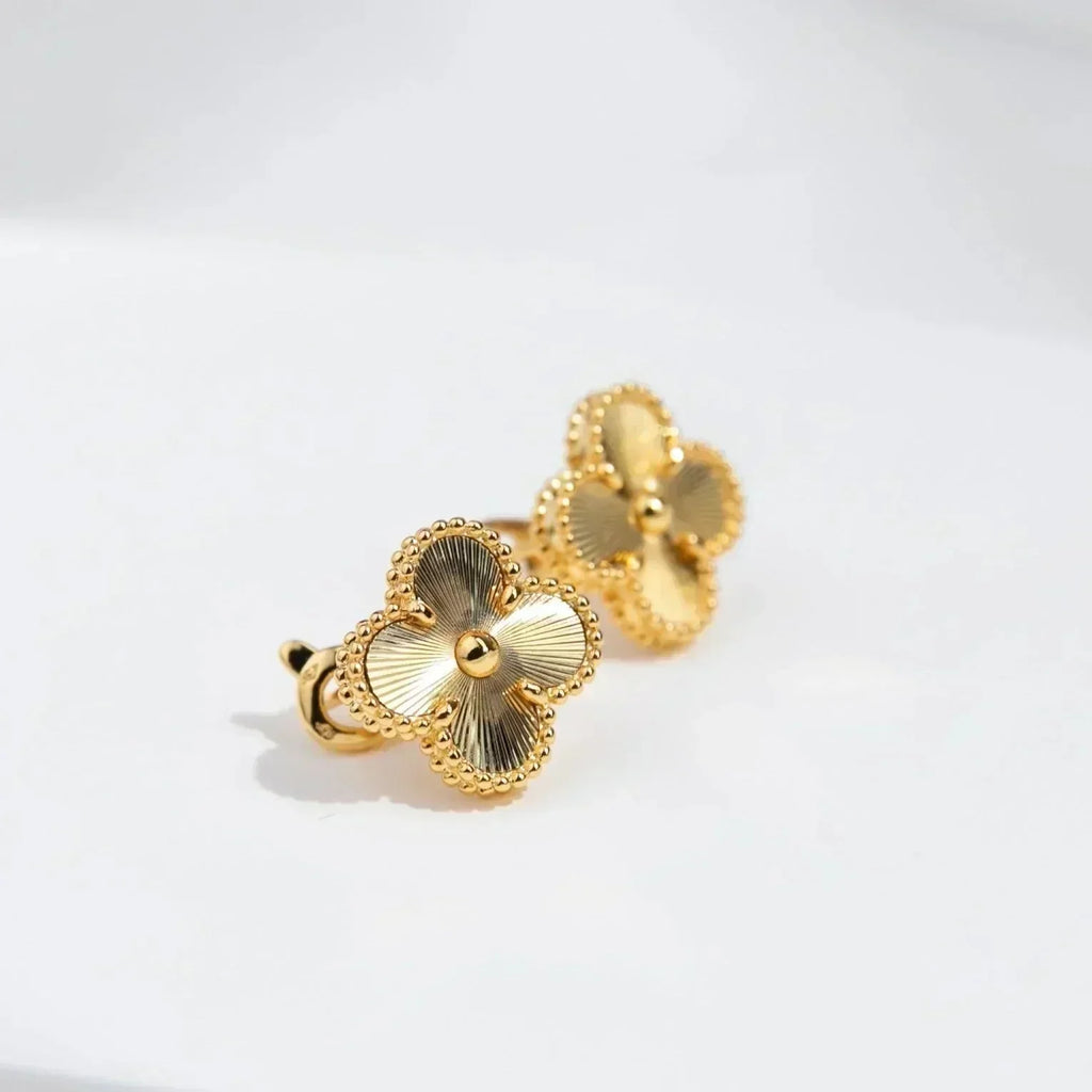 [Solara Jewelry ]CLOVER MEDIUM 1 MOTIFS LASER EARRINGS