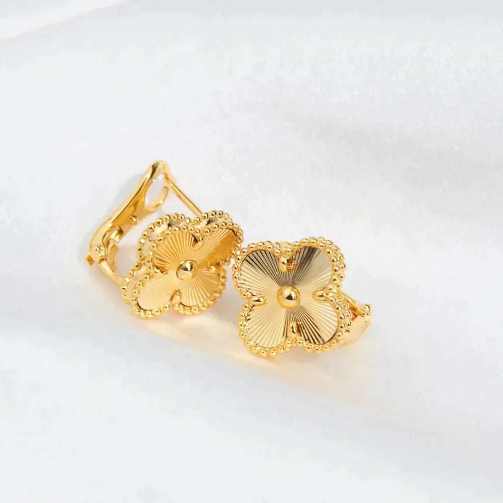[Solara Jewelry ]CLOVER MEDIUM 1 MOTIFS LASER EARRINGS
