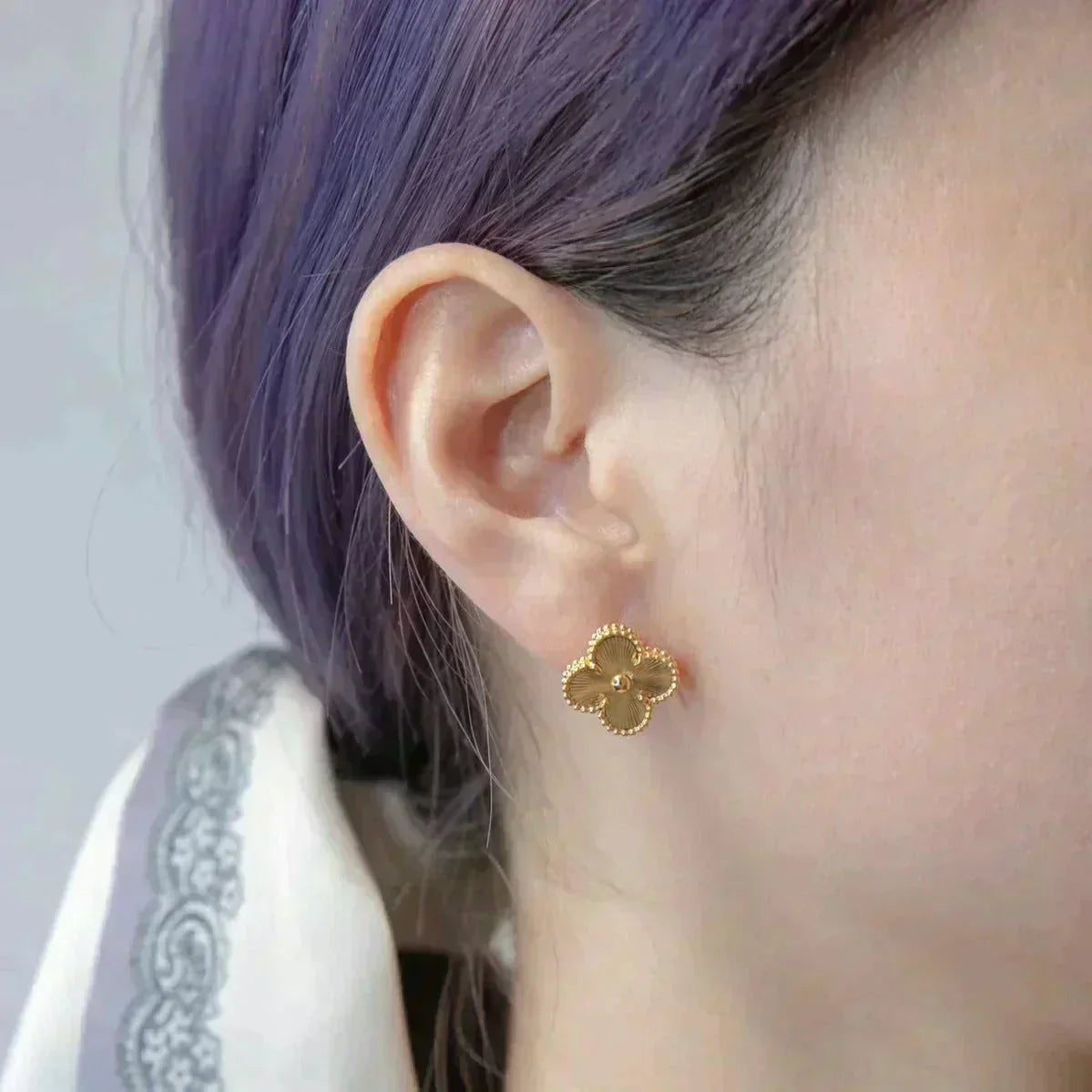 [Solara Jewelry ]CLOVER MEDIUM 1 MOTIFS LASER EARRINGS