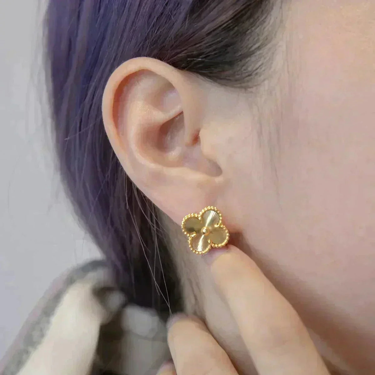 [Solara Jewelry ]CLOVER MEDIUM 1 MOTIFS LASER EARRINGS
