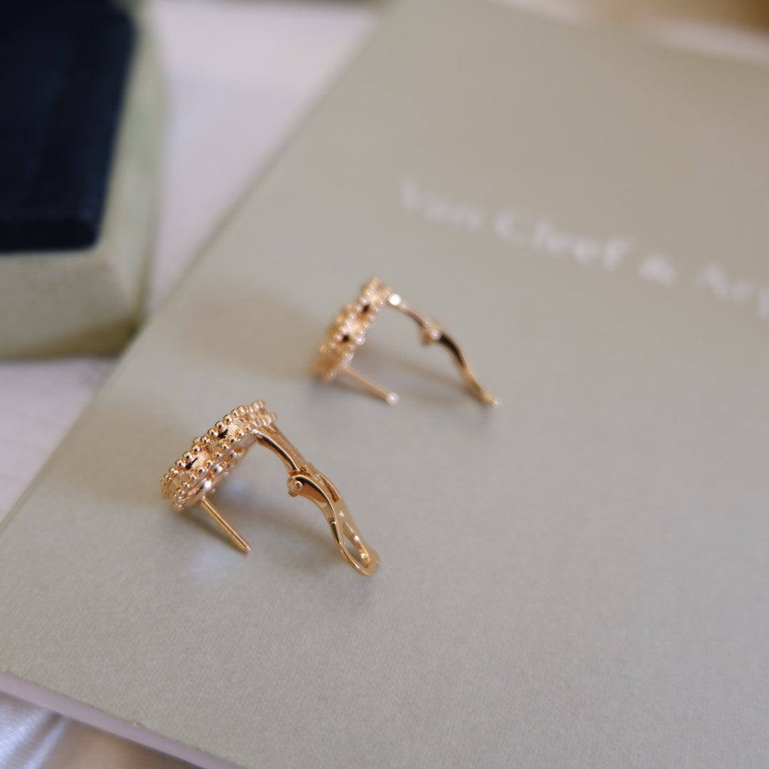 [Solara Jewelry ]LUCKY PINK GOLD WHITE MOP OHRRINGE