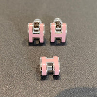 [Solara Jewelry ]MINI POP H SILVER EARRINGS PINK