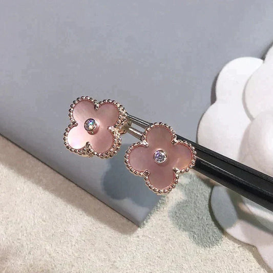 [Solara Jewelry ]CLOVER MEDIUM 1 MOTIFS  PINK MOP DIAMOND EARRINGS