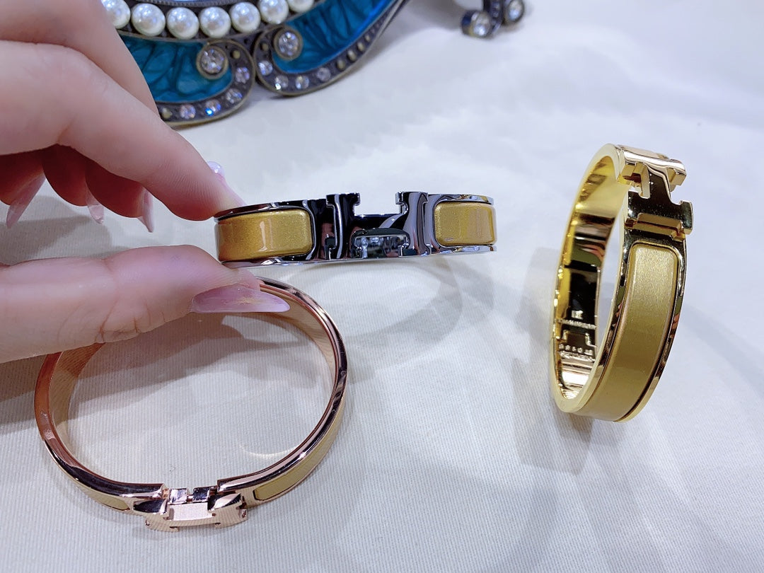 [Solara Jewelry ]H CHAMPAGNE BRACELET
