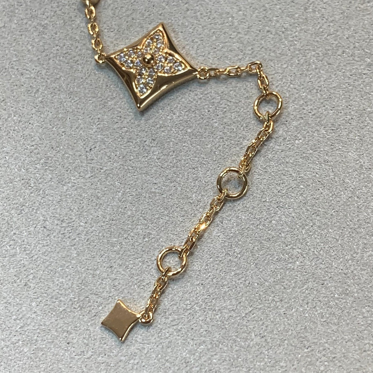 [Solara Jewelry ]スター＆サン 4モチーフ ゴールドダイヤモンドブレスレット