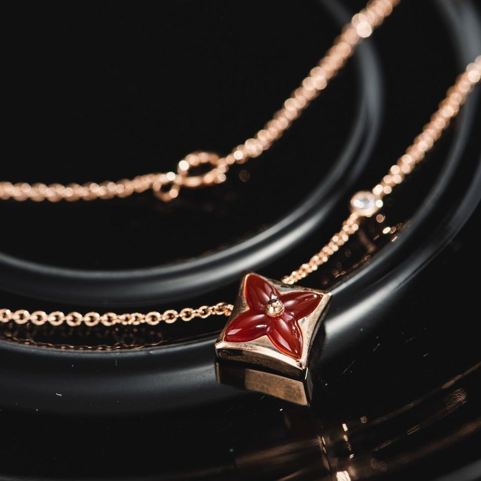 [Solara Jewelry ]STAR NECKLACE PINK GOLD 1 DIAMOND