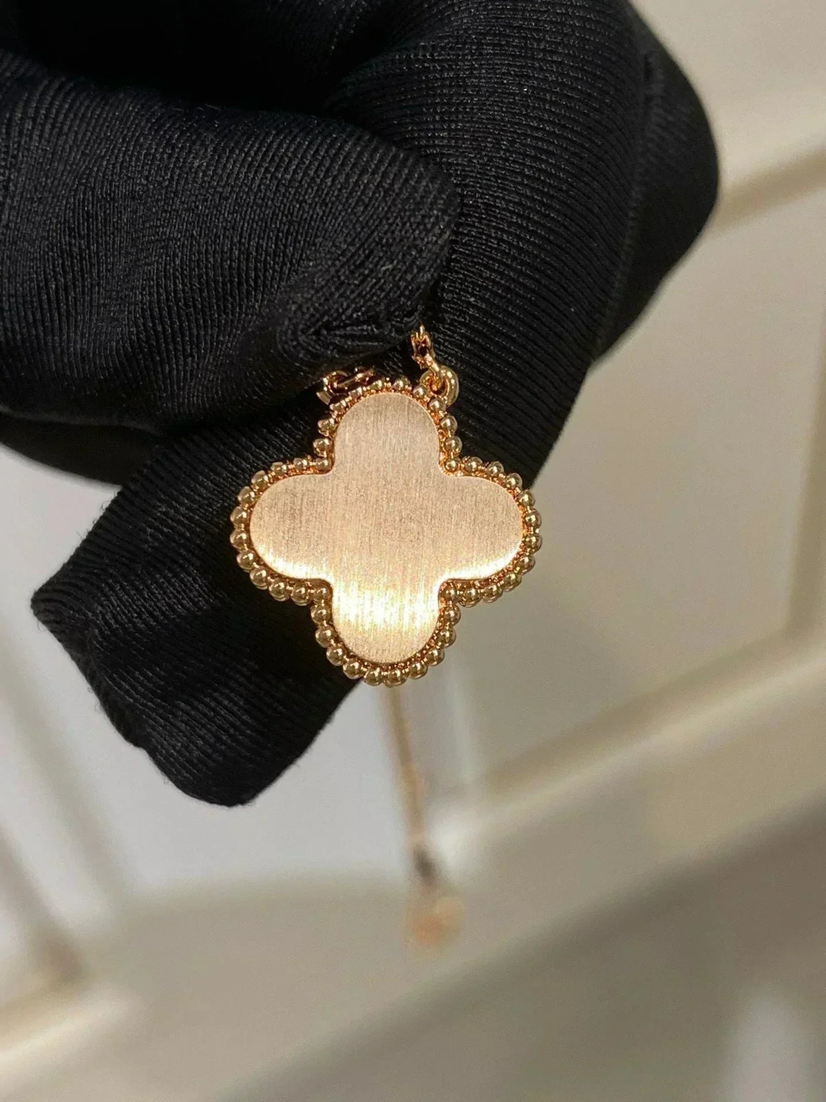 [Solara Jewelry ]クローバー 15mm ダイヤモンド ロードナイト ネックレス