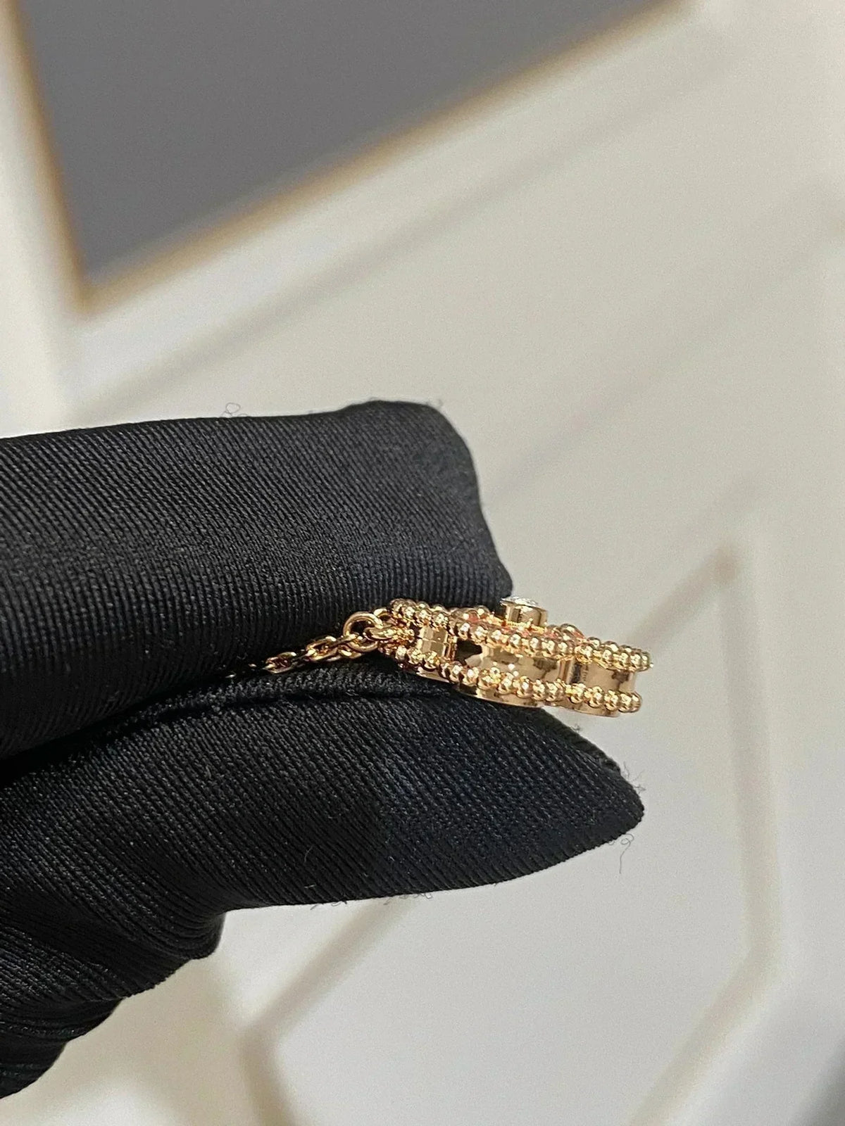 [Solara Jewelry ]クローバー 15mm ダイヤモンド ロードナイト ネックレス