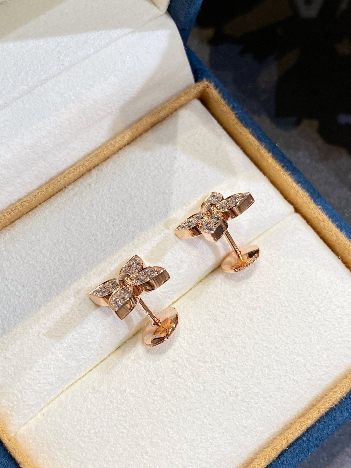 [Solara Jewelry ]STAR DIAMOND EARRINGS