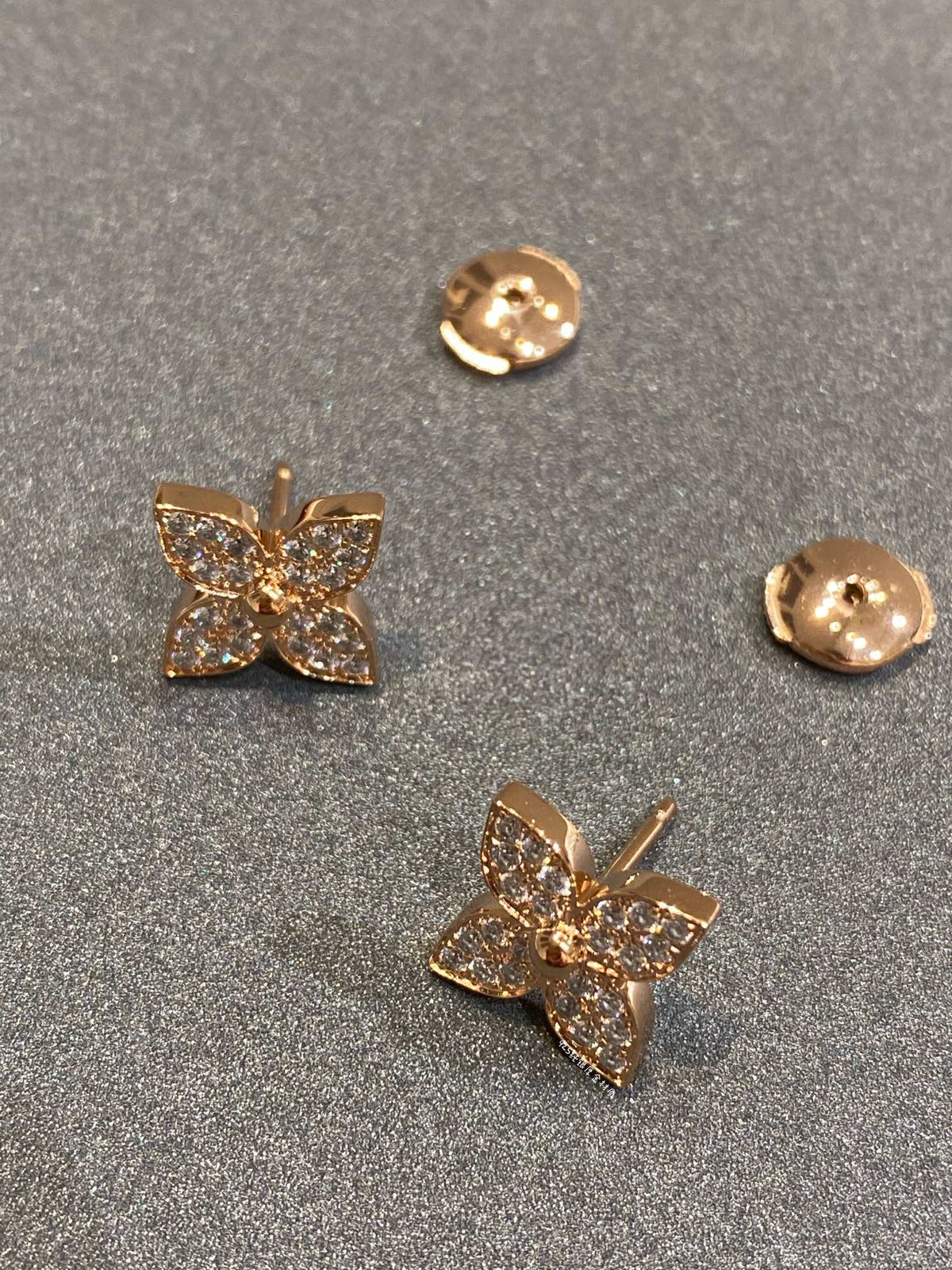 [Solara Jewelry ]STAR DIAMOND EARRINGS