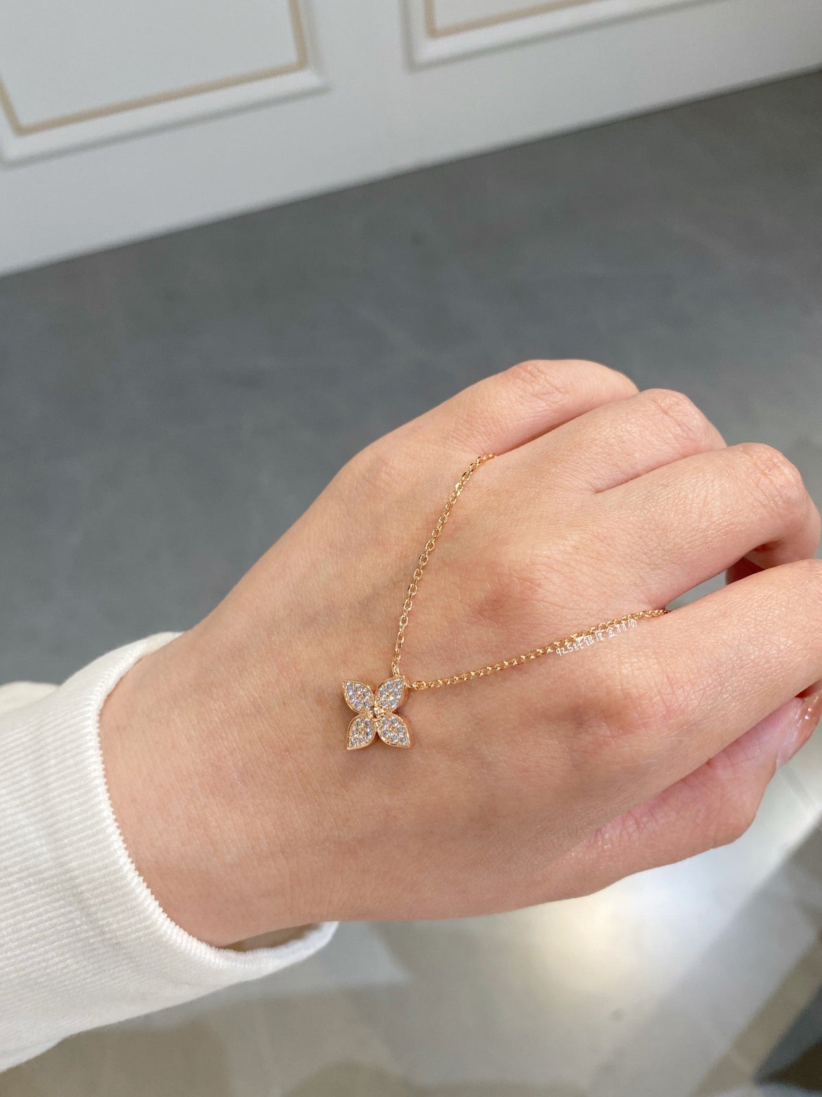 [Solara Jewelry ]STAR DIAMOND NECKALCE