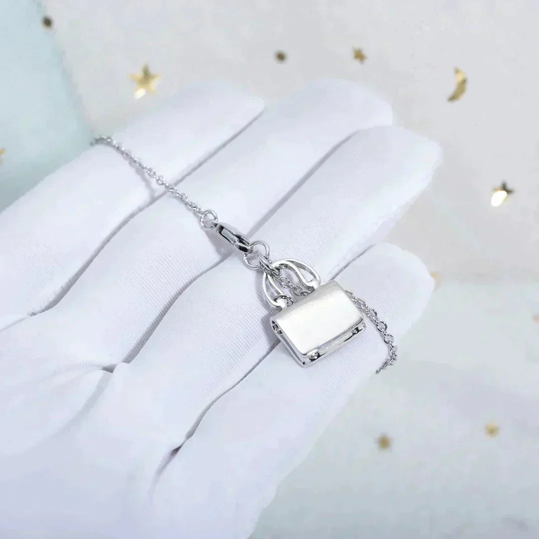 [Solara Jewelry ]AMULETTE PEDANT SILVER NECKLACE